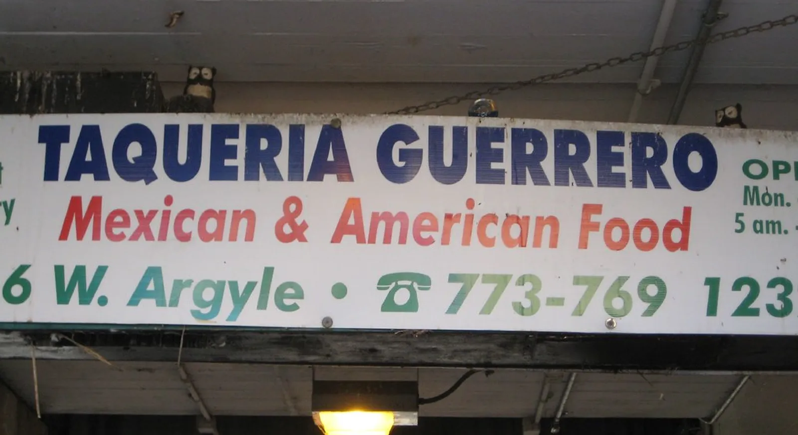 The sign of Taqueria Guerrero on West Argyle Street in Chicago